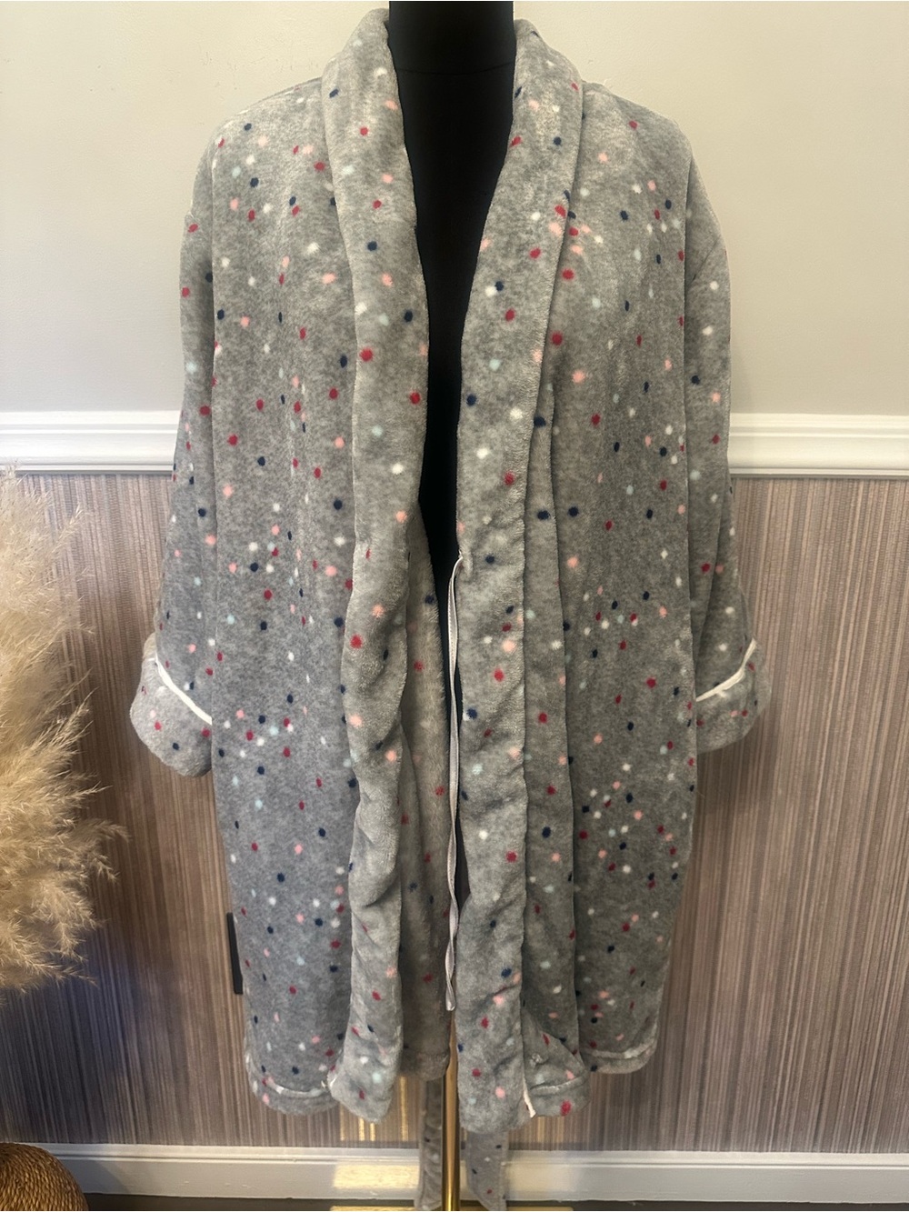 Kate Spade New York Plush Polka Dot Robe – Size L/XL - Picture 4 of 8